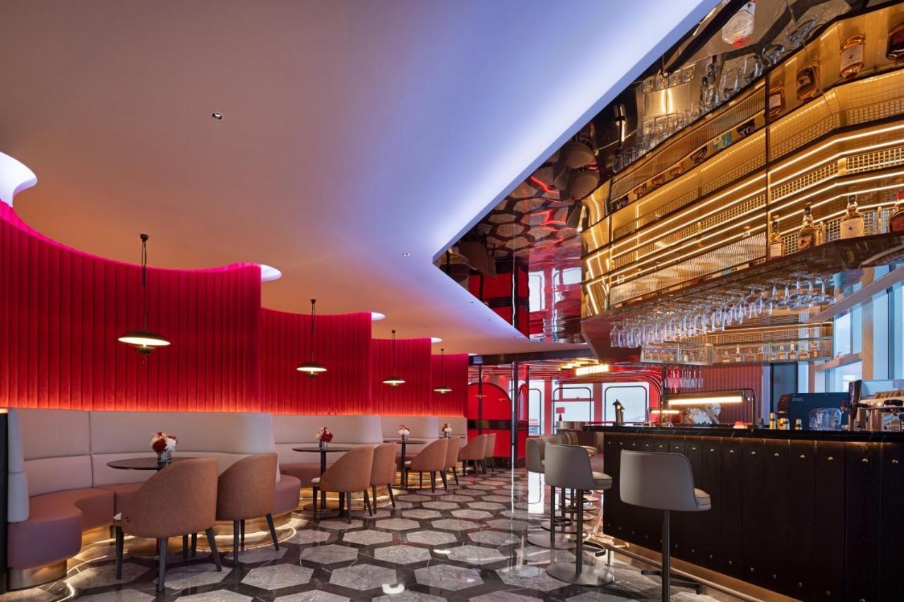 Radisson Red Guangzhou South Railway Station Hotel Buitenkant foto