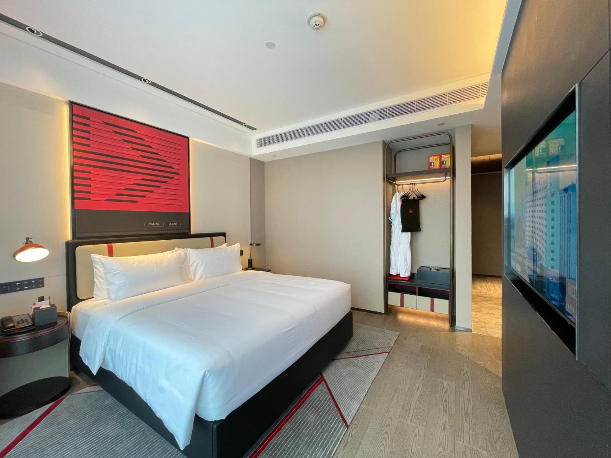 Radisson Red Guangzhou South Railway Station Hotel Buitenkant foto