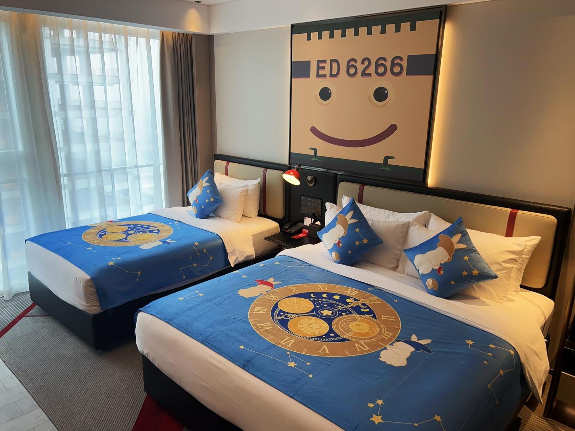 Radisson Red Guangzhou South Railway Station Hotel Buitenkant foto